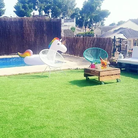빌라 Charming In + Pool 엘벤드렐