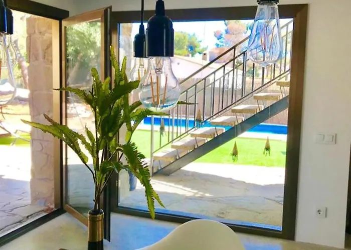 Villa Charming In + Pool El Vendrell