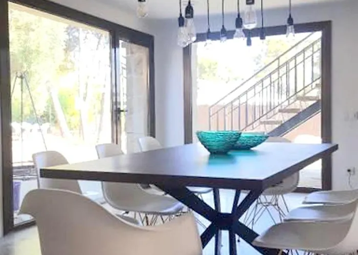 Villa Charming In + Pool