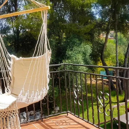 Charming In + Pool Villa