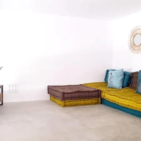 Вилла Charming In + Pool